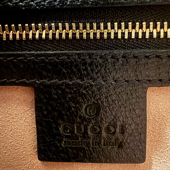 Authentic Gucci Black Tote Bag with Green and Red Stripe, includes organizer - Picture 4 of 7